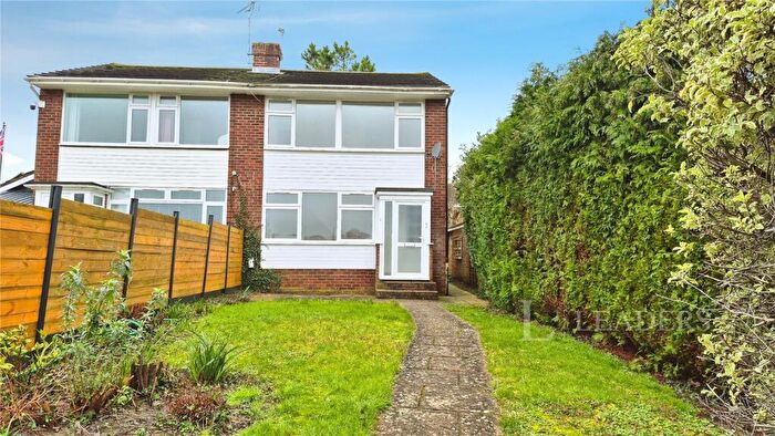 3 Bedroom Semi Detached House For Sale In Nicholas Crescent, Fareham, Hampshire, PO15
