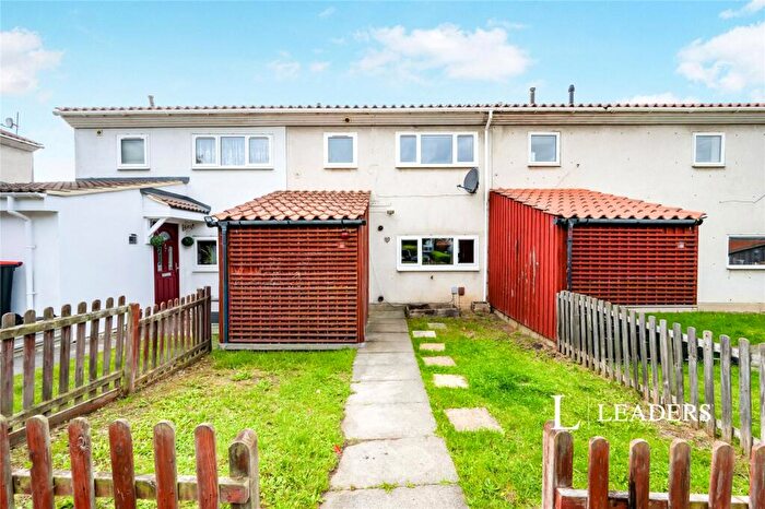 3 Bedroom House To Rent In Bransgill Court, Heelands, MK13