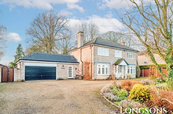 4 Bedroom Detached House For Sale In Church Road, Ovington, IP25