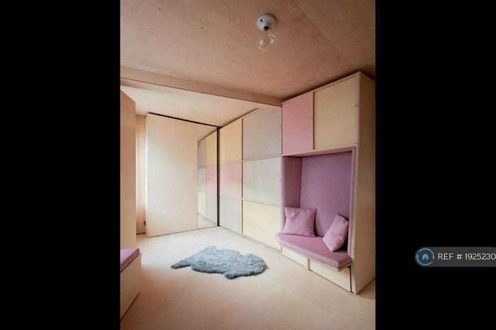 1 Bedroom Semi-Detached House To Rent In Rydon Street, London, N1