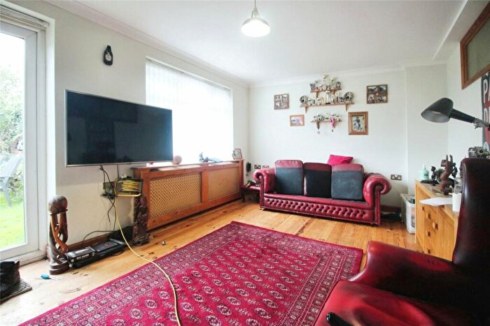 3 Bedroom Bungalow For Sale In Chestnut Street, Borden, Sittingbourne, Kent, ME9