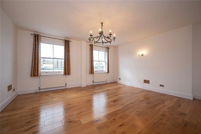3 Bedroom Flat To Rent In Claverton Street, London, SW1V