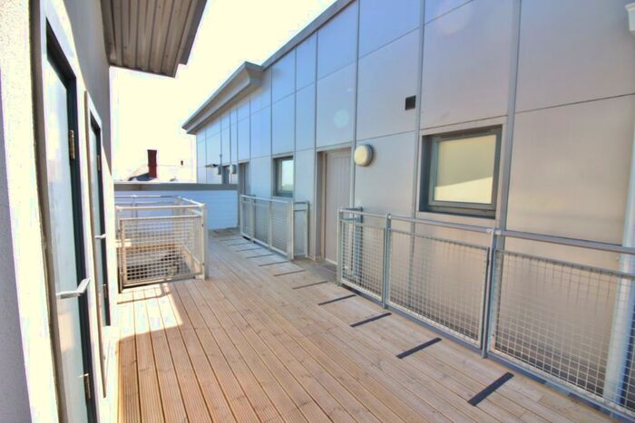 2 Bedroom Flat To Rent In Houghton Street, Southport, PR9