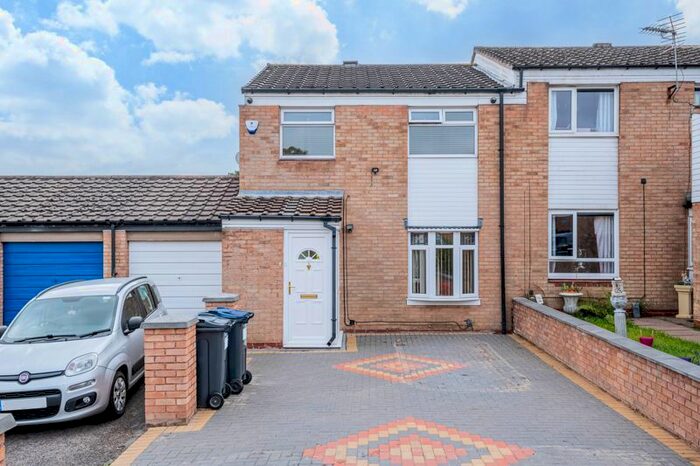 3 Bedroom Property To Rent In Ashbury Covert, Kings Norton, Birmingham, B30