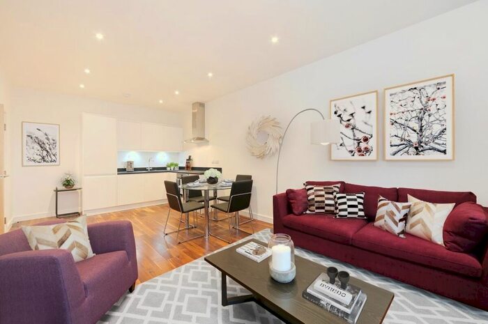 2 Bedroom Flat To Rent In College Road, Harrow-On-The-Hill, Harrow, HA1