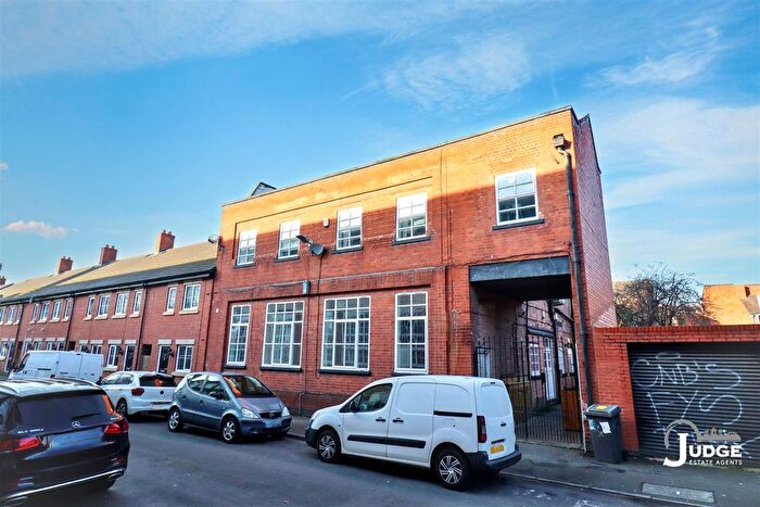 2 Bedroom Flat For Sale In Nugent Street, Leicester, LE3