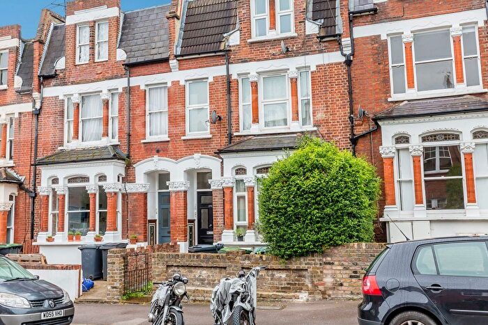 2 Bedroom Flat To Rent In Inderwick Road, Crouch End, N8