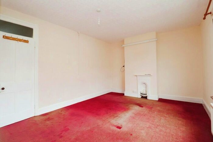 3 Bedroom End Of Terrace House For Sale In Charlotte Street, Rugby, CV21