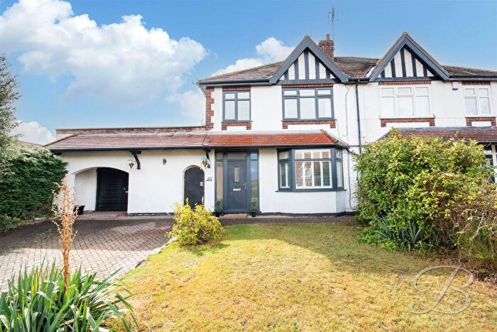 3 Bedroom Semi-Detached House For Sale In Rufford Road, Edwinstowe, Mansfield, NG21