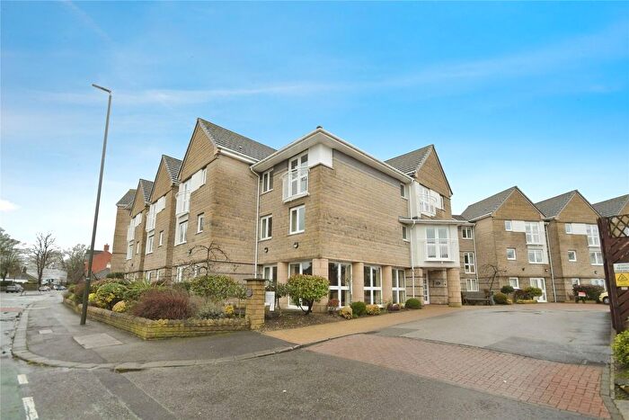 1 Bedroom Flat For Sale In Stephenson Court, Chesterfield, S40
