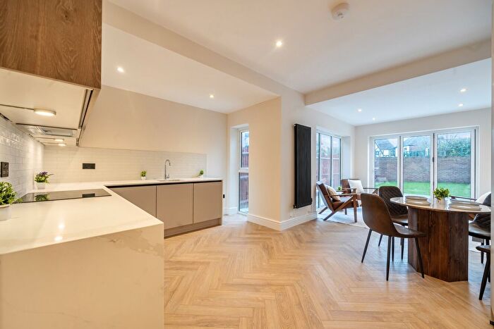 5 Bedroom Detached House For Sale In Fairlawn Park, Sydenham, London, SE26