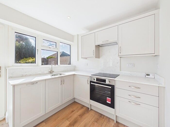 3 Bedroom Semi-Detached House To Rent In Wiston Avenue, Worthing, BN14