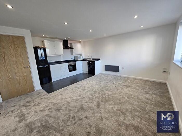 2 Bedroom Flat To Rent In Castle View, Stafford, ST16