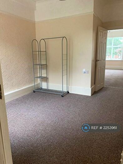 1 Bedroom Flat To Rent In Mellalieu Street, Middleton, Manchester, M24