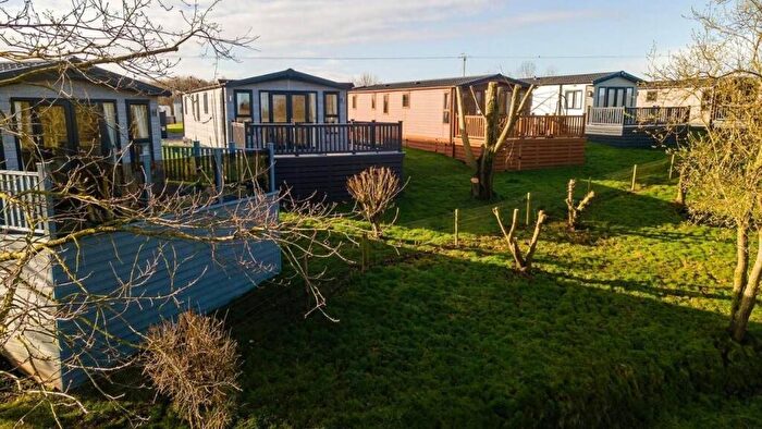 2 Bedroom Caravan For Sale In Yafforth Road, Northallerton, DL7