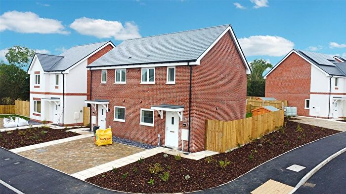 1 Bedroom Semi-Detached House For Sale In Maes Dulais, Llanidloes Road, Newtown, Powys, SY16