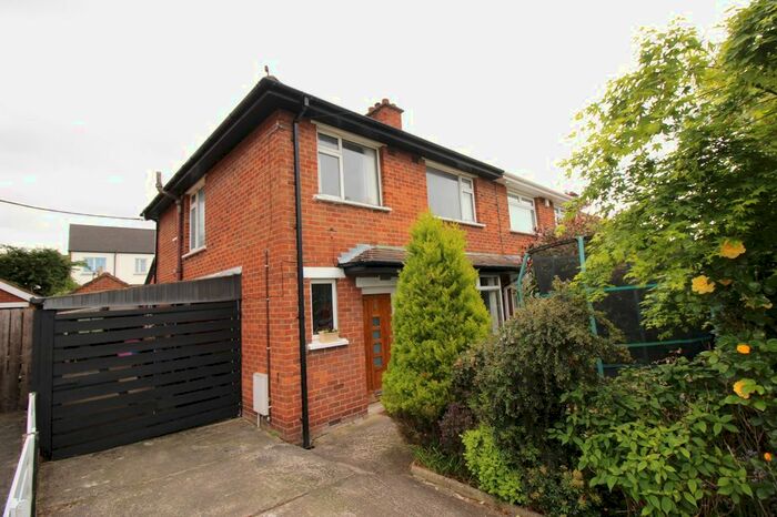 3 Bedroom Semi-Detached House For Sale In Killeaton Crescent, Dunmurry, Belfast, BT17