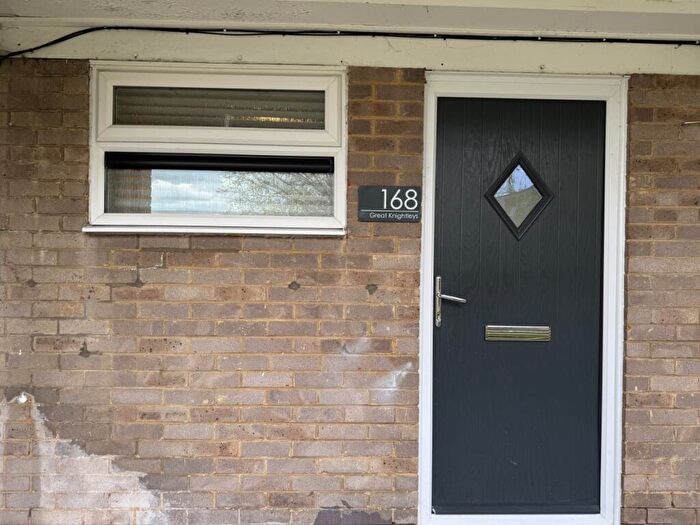 1 Bedroom Flat To Rent In Great Knightleys, Basildon, SS15