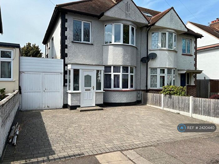 3 Bedroom Semi-Detached House To Rent In Earls Hall Avenue, Southend-On-Sea, SS2