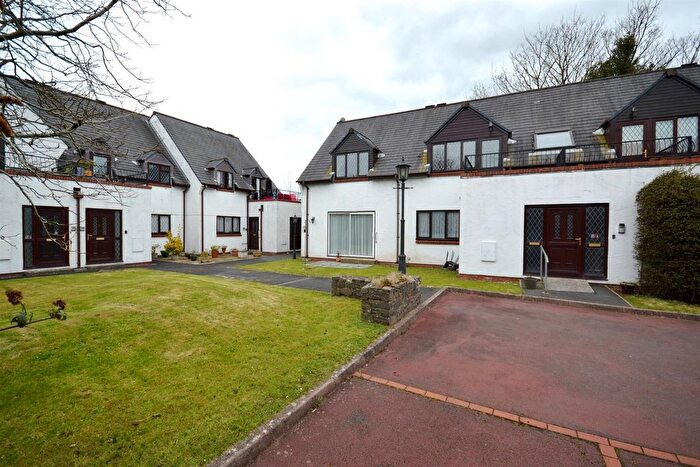 1 Bedroom Flat To Rent In Brighton Mews, Main Street, Pembroke, SA71