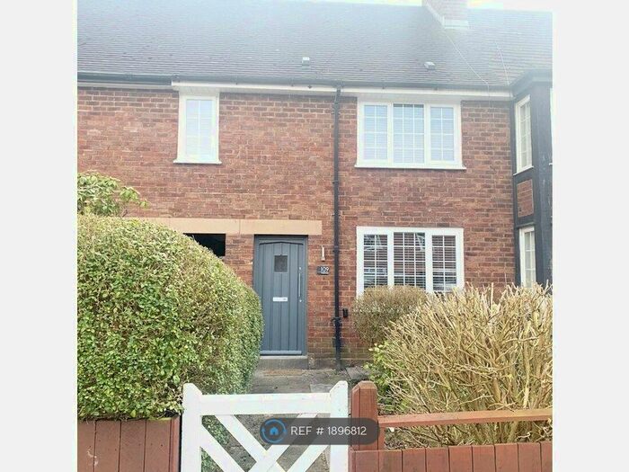 2 Bedroom Terraced House To Rent In Garway, Liverpool, L25
