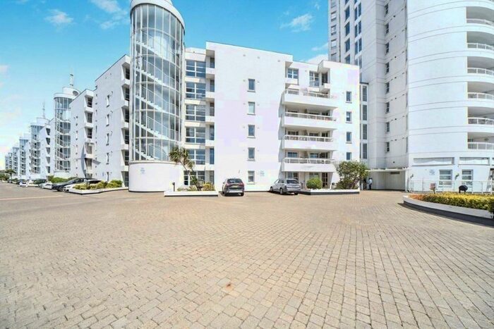 2 Bedroom Apartment To Rent In Barrier Point, Royal Docks, E16