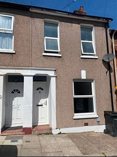 3 Bedroom Terraced House To Rent In Clarendon Road, Gravesend, DA12