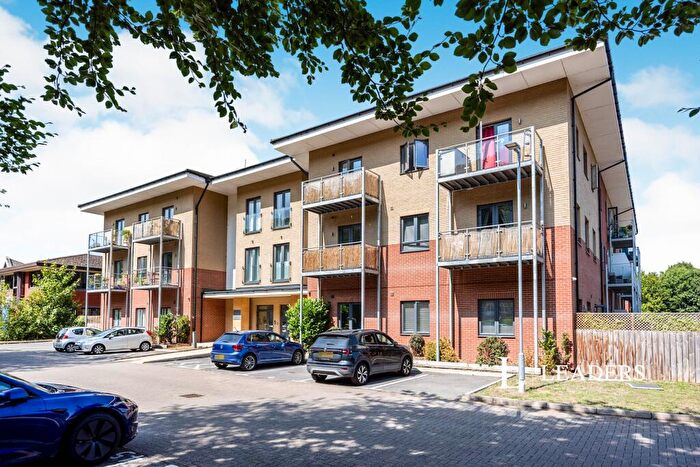 1 Bedroom Apartment To Rent In Weyside Park, Godalming, GU7
