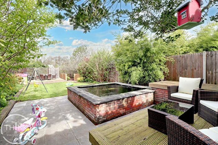 3 Bedroom Cottage For Sale In West End, Old Costessey, NR8