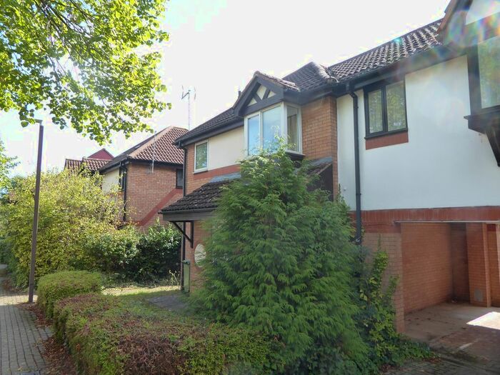 1 Bedroom Terraced House To Rent In Lynmouth Crescent, Furzton, MK4