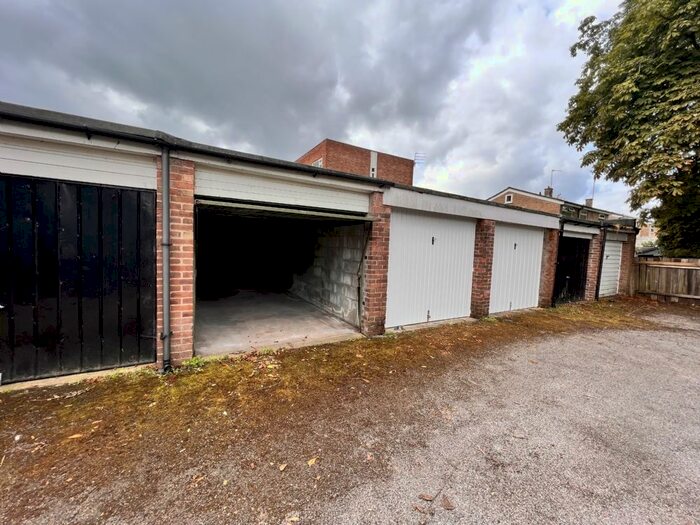 Studio To Rent In Beechfield Drive, Bury, BL9