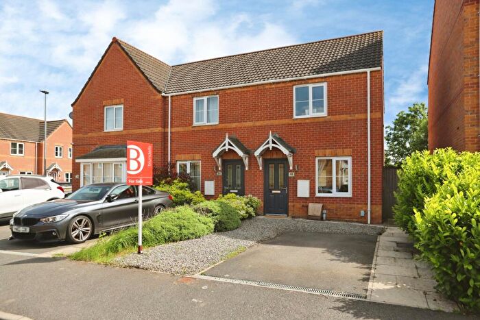 2 Bedroom End Of Terrace House For Sale In Thornham Meadows, South Yorkshire, S63