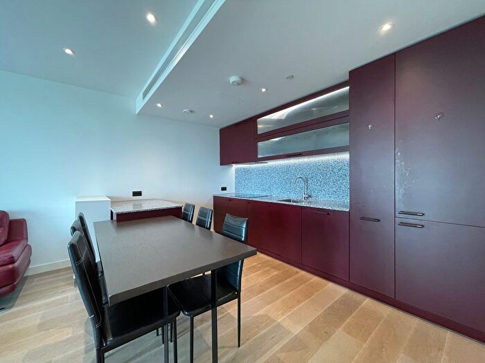 2 Bedroom Flat To Rent In Legacy Building, Viaduct Gardens, SW11