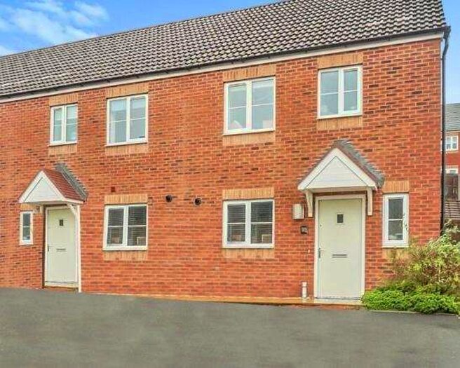 3 Bedroom End Of Terrace House To Rent In Bottle Kiln Rise, Brierley Hill, West Midlands, DY5