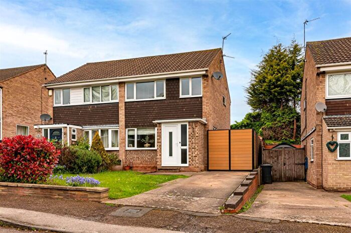 3 Bedroom Semi-Detached House For Sale In Steinbeck Road, Carlton, Nottingham, NG4