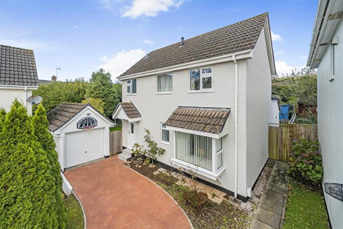 4 Bedroom Detached House For Sale In Yeolland Park, Ivybridge, PL21