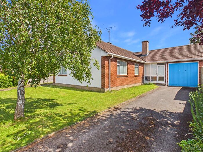 3 Bedroom Terraced House For Sale In Yarnolds, Shurdington, GL51