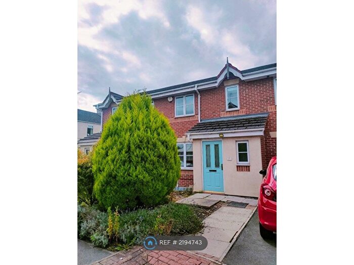 3 Bedroom Semi-Detached House To Rent In Moat House Way, Conisbrough, Doncaster, DN12