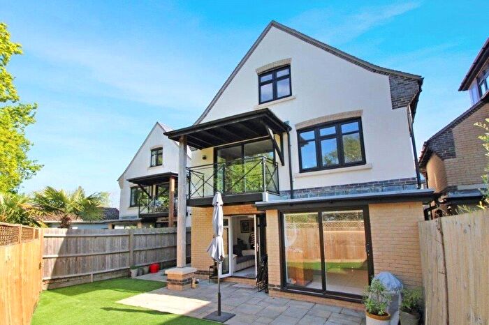 4 Bedroom Detached House For Sale In Wyndham Road, Lower Parkstone, Poole, Dorset, BH14