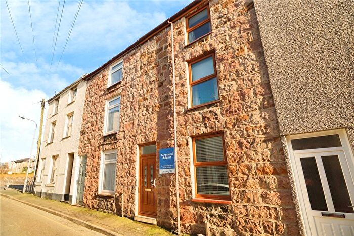 3 Bedroom Terraced House For Sale In Garnon Street, Caernarfon, Gwynedd, LL55