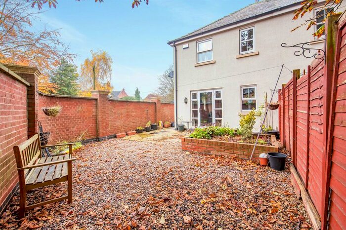 2 Bedroom End Of Terrace House For Sale In Fernie Court, Husbands Bosworth, Lutterworth, LE17
