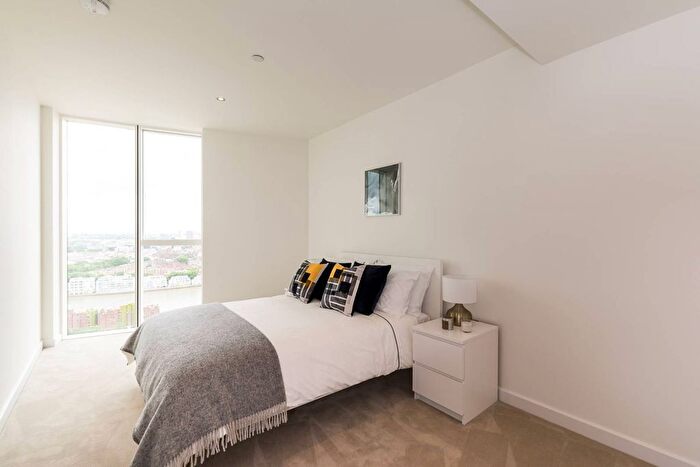 1 Bedroom Flat For Sale In Vauxhall, Sky Gardens, Nine Elms, London, SW8