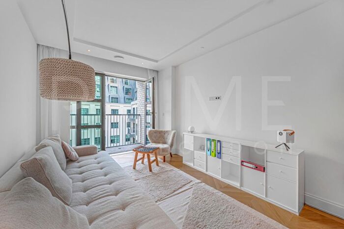 2 Bedroom Flat To Rent In Millbank, Westminster, London, SW1P