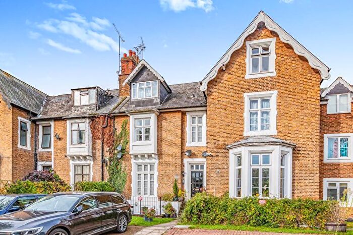 1 Bedroom Flat To Rent In Upton Park, Slough, SL1