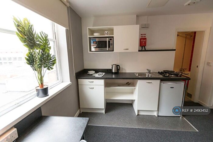 Studio To Rent In Mercia Lodge, Coventry, CV1