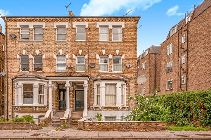 1 Bedroom Flat To Rent In Richmond Road, Twickenham, TW1