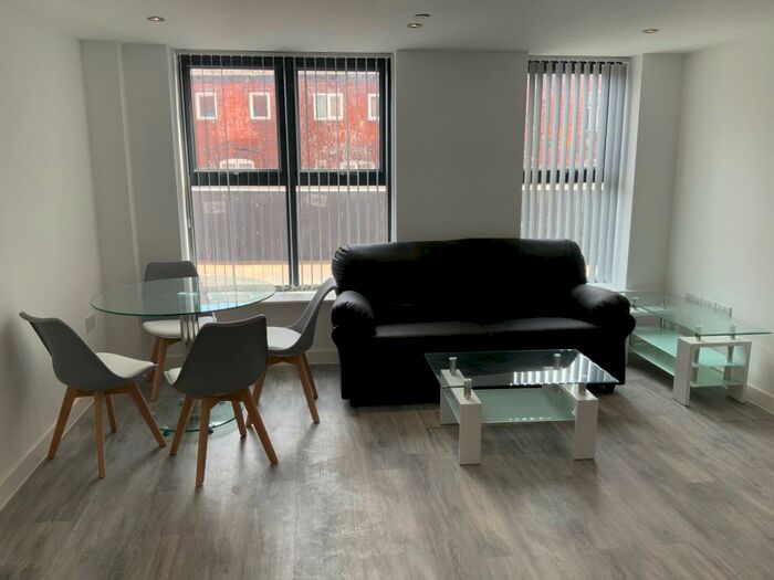 2 Bedroom Flat To Rent In Chester Gate House, Stockport, SK1