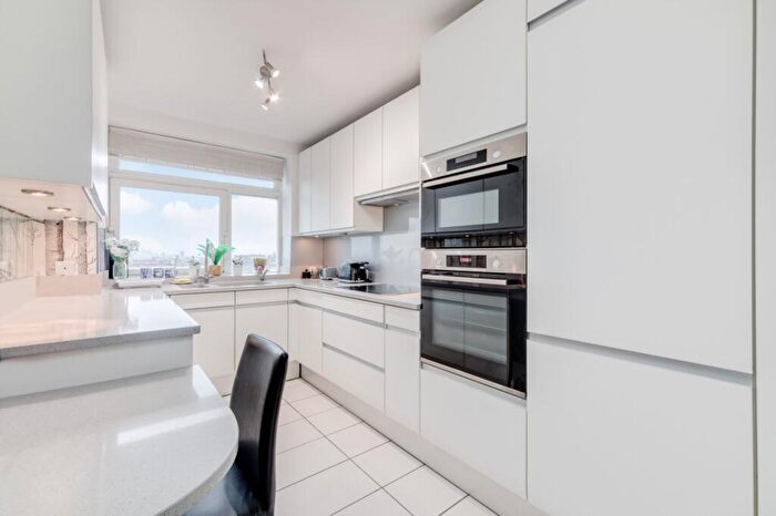 3 Bedroom Flat For Sale In Sheringham, St. John's Wood Park, NW8