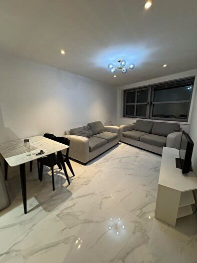 2 Bedroom Apartment To Rent In Montana House Princess Street, Manchester, M1