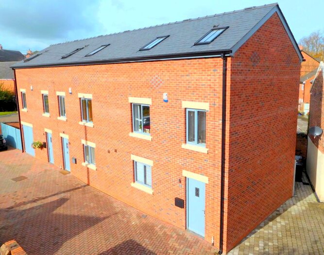 2 Bedroom Terraced House To Rent In Welsh Row Head, Nantwich, CW5